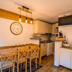 Chaleureux 4/6 Pers, Pied Des Pistes, Park. *